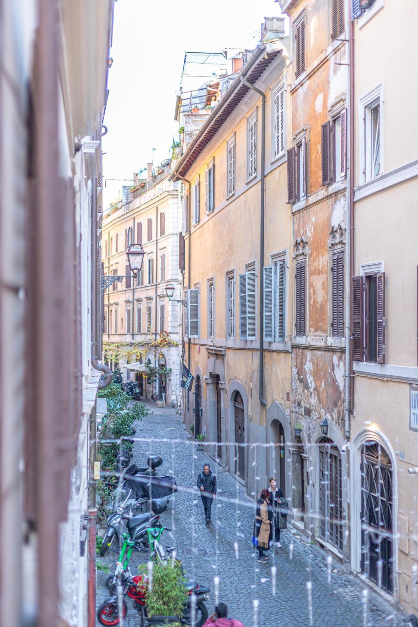 Apartment Giada - Charming At The Imperial Forums Rome